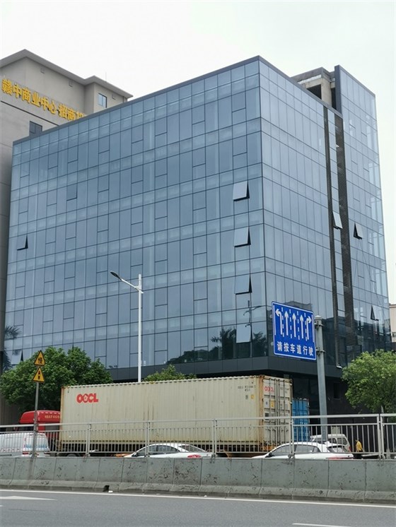 玻璃幕墻一平方多少錢(qián)