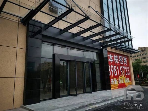 弧形玻璃幕墻施工工法，中東幕墻誠心分享！